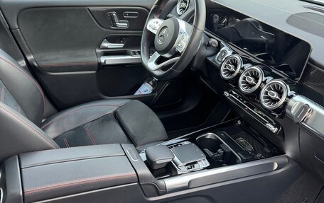 Mercedes-Benz GLB, 2020 год, 4 200 000 рублей, 18 фотография