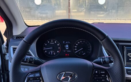 Hyundai Solaris II рестайлинг, 2017 год, 1 330 000 рублей, 10 фотография