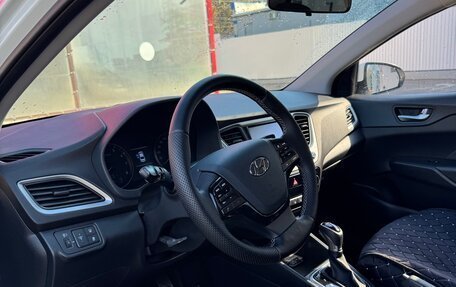 Hyundai Solaris II рестайлинг, 2017 год, 1 330 000 рублей, 11 фотография