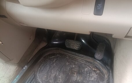 Toyota Porte II, 2005 год, 380 000 рублей, 10 фотография