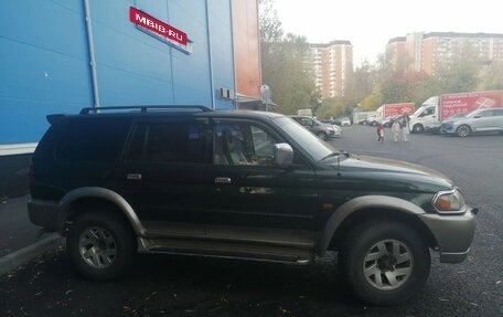 Mitsubishi Pajero Sport II рестайлинг, 2000 год, 850 000 рублей, 4 фотография