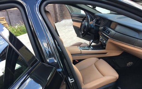 BMW 7 серия, 2010 год, 2 500 000 рублей, 13 фотография