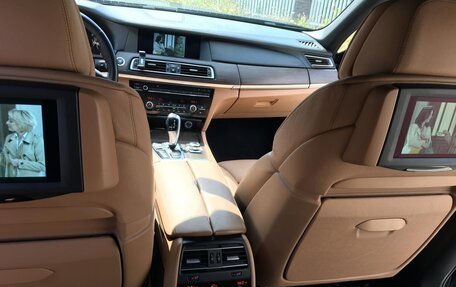 BMW 7 серия, 2010 год, 2 500 000 рублей, 9 фотография