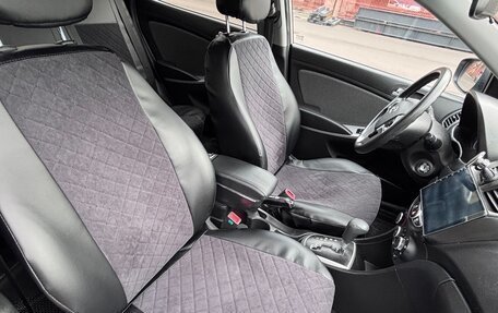 Hyundai Solaris II рестайлинг, 2013 год, 800 000 рублей, 7 фотография