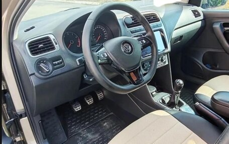 Volkswagen Polo VI (EU Market), 2016 год, 1 250 000 рублей, 3 фотография