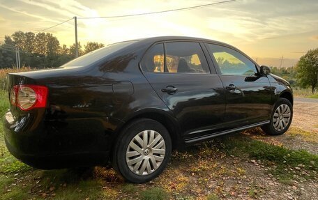 Volkswagen Jetta VI, 2010 год, 630 000 рублей, 4 фотография