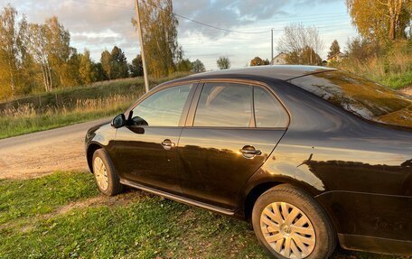Volkswagen Jetta VI, 2010 год, 630 000 рублей, 8 фотография