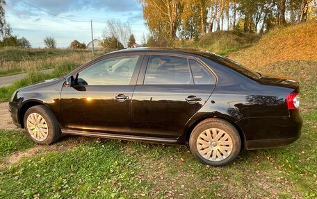 Volkswagen Jetta VI, 2010 год, 630 000 рублей, 9 фотография