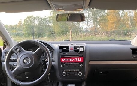 Volkswagen Jetta VI, 2010 год, 630 000 рублей, 14 фотография