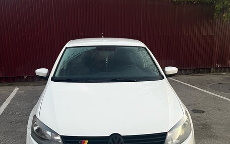 Volkswagen Polo VI (EU Market), 2011 год, 650 000 рублей, 2 фотография