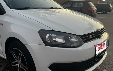 Volkswagen Polo VI (EU Market), 2011 год, 650 000 рублей, 4 фотография
