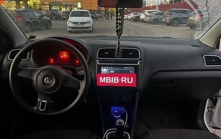 Volkswagen Polo VI (EU Market), 2011 год, 650 000 рублей, 8 фотография