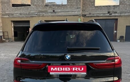 BMW X7, 2021 год, 7 350 000 рублей, 3 фотография