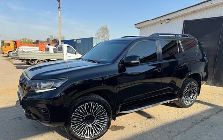 Toyota Land Cruiser Prado 150 рестайлинг 2, 2021 год, 6 885 800 рублей, 7 фотография