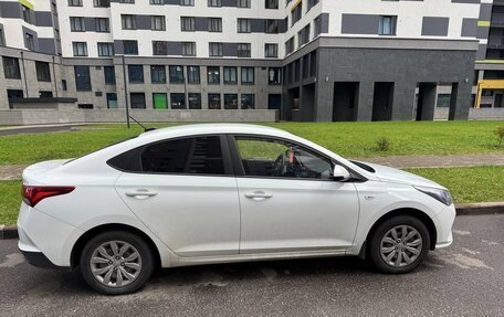 Hyundai Solaris II рестайлинг, 2020 год, 1 300 000 рублей, 5 фотография