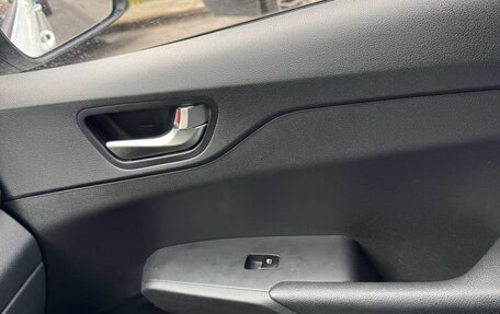 Hyundai Solaris II рестайлинг, 2020 год, 1 300 000 рублей, 14 фотография