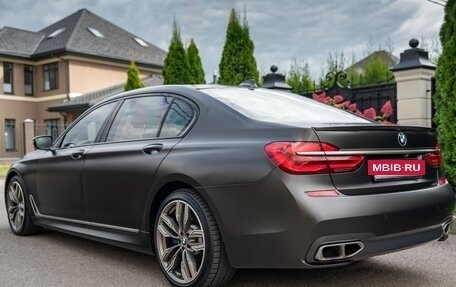 BMW 7 серия, 2017 год, 4 000 000 рублей, 10 фотография