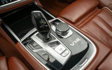 BMW 7 серия, 2017 год, 4 000 000 рублей, 19 фотография