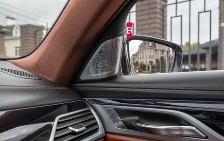 BMW 7 серия, 2017 год, 4 000 000 рублей, 17 фотография