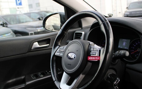 KIA Sportage IV рестайлинг, 2019 год, 2 130 000 рублей, 10 фотография