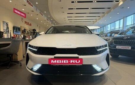 KIA K5, 2025 год, 4 740 000 рублей, 2 фотография