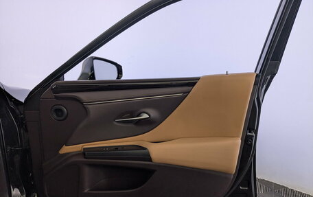 Lexus ES VII, 2018 год, 3 500 000 рублей, 25 фотография