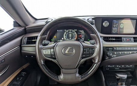 Lexus ES VII, 2018 год, 3 500 000 рублей, 22 фотография