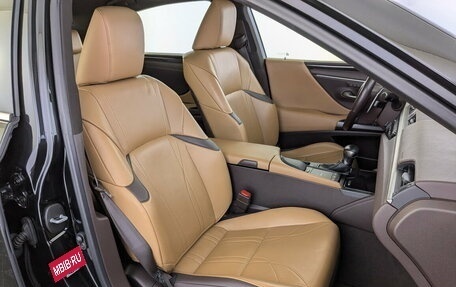 Lexus ES VII, 2018 год, 3 500 000 рублей, 24 фотография