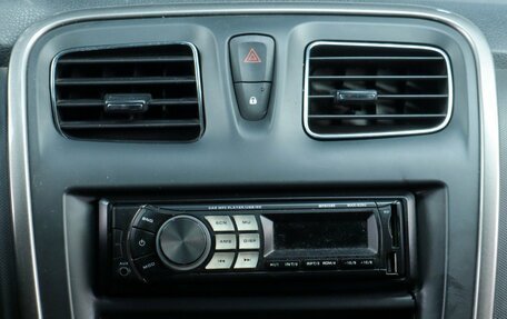 Renault Logan II, 2014 год, 599 000 рублей, 11 фотография