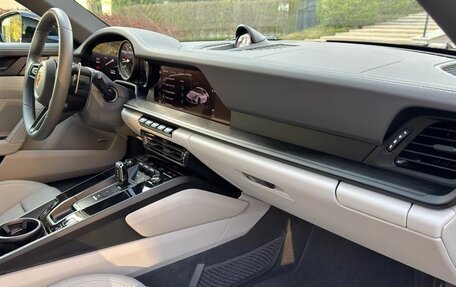 Porsche 911, 2022 год, 16 500 000 рублей, 31 фотография