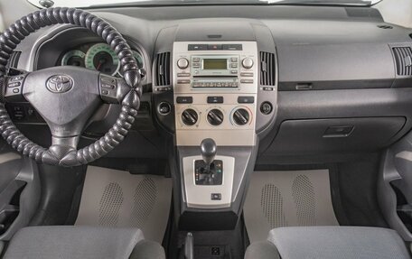 Toyota Corolla Verso I, 2005 год, 699 000 рублей, 10 фотография