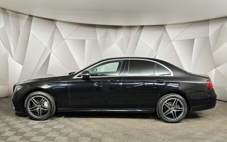 Mercedes-Benz E-Класс, 2020 год, 3 170 000 рублей, 5 фотография