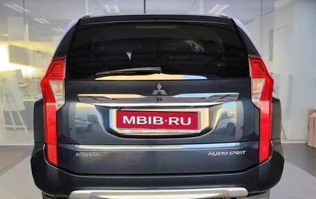 Mitsubishi Pajero Sport III рестайлинг, 2018 год, 3 350 000 рублей, 7 фотография