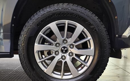 Mitsubishi Pajero Sport III рестайлинг, 2018 год, 3 350 000 рублей, 22 фотография