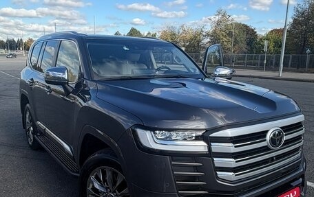 Toyota Land Cruiser, 2023 год, 12 500 000 рублей, 18 фотография