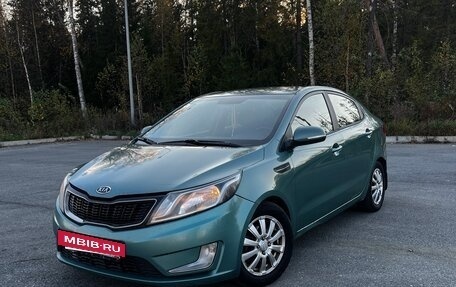 KIA Rio III рестайлинг, 2011 год, 600 000 рублей, 2 фотография