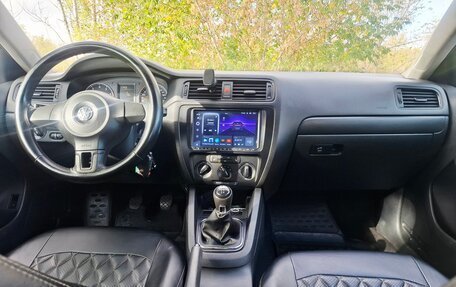 Volkswagen Jetta VI, 2013 год, 685 000 рублей, 7 фотография