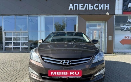 Hyundai Solaris II рестайлинг, 2015 год, 885 150 рублей, 2 фотография
