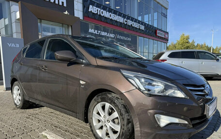 Hyundai Solaris II рестайлинг, 2015 год, 885 150 рублей, 5 фотография