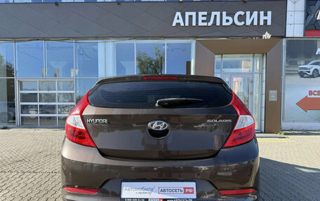 Hyundai Solaris II рестайлинг, 2015 год, 885 150 рублей, 17 фотография