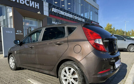 Hyundai Solaris II рестайлинг, 2015 год, 885 150 рублей, 18 фотография
