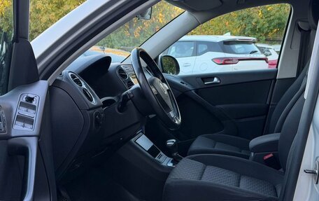 Volkswagen Tiguan I, 2010 год, 899 000 рублей, 8 фотография
