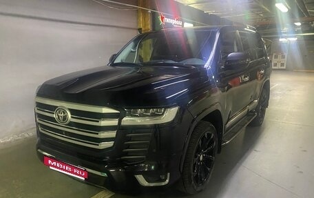 Toyota Land Cruiser 200, 2015 год, 4 950 000 рублей, 6 фотография