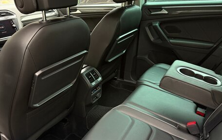 Volkswagen Tiguan II, 2018 год, 3 000 000 рублей, 14 фотография