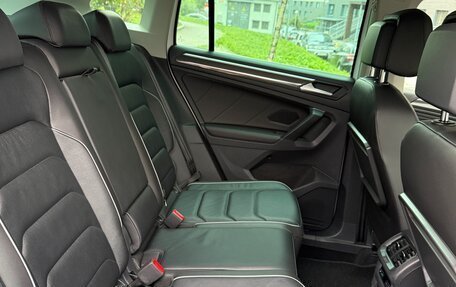Volkswagen Tiguan II, 2018 год, 3 000 000 рублей, 33 фотография