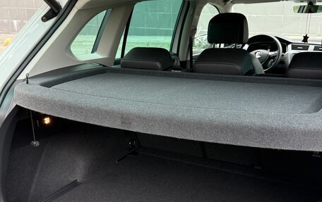 Volkswagen Tiguan II, 2018 год, 3 000 000 рублей, 36 фотография