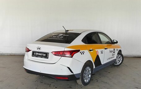 Hyundai Solaris II рестайлинг, 2021 год, 890 000 рублей, 4 фотография