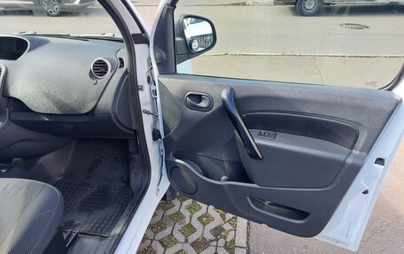Renault Kangoo II рестайлинг, 2015 год, 800 000 рублей, 14 фотография