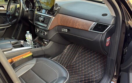 Mercedes-Benz GL-Класс, 2013 год, 3 650 000 рублей, 9 фотография