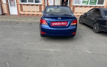 Hyundai Solaris II рестайлинг, 2016 год, 540 000 рублей, 3 фотография